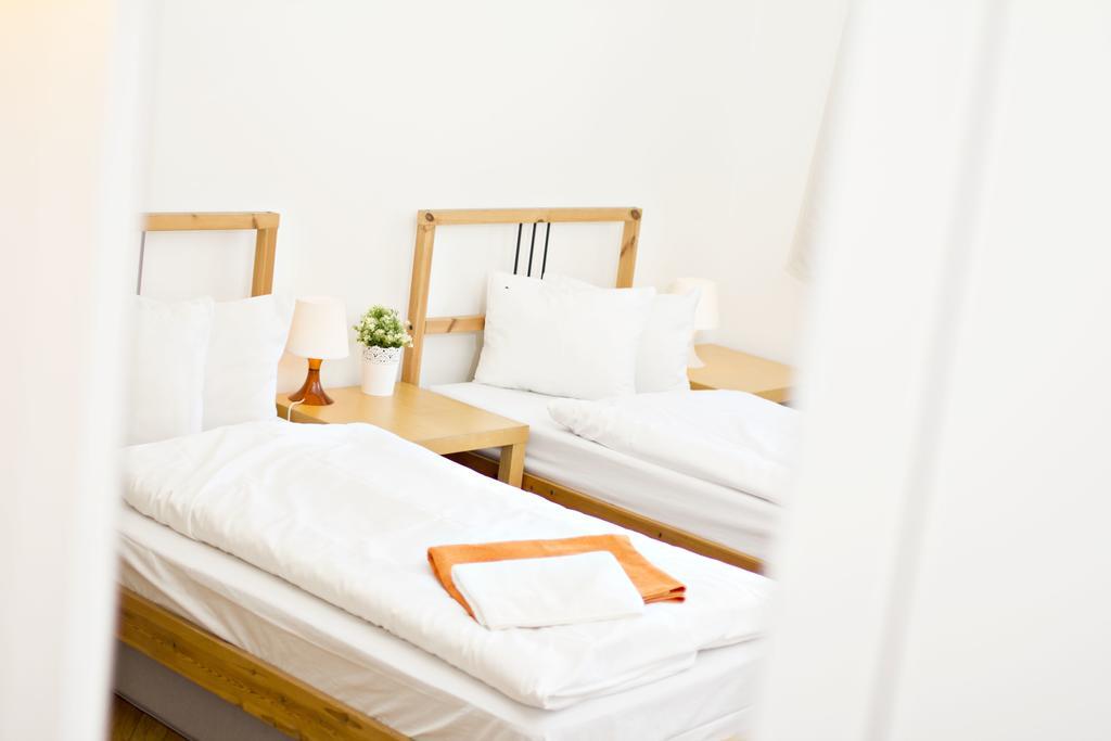 Apartments With 2 Bathrooms- 5 Minutes From Old Town - 102 M2 프라하 외부 사진