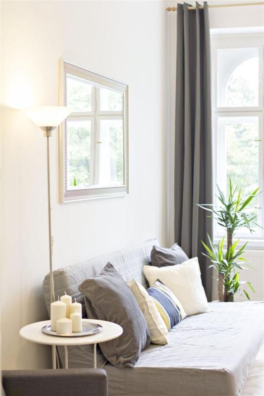 Apartments With 2 Bathrooms- 5 Minutes From Old Town - 102 M2 프라하 외부 사진