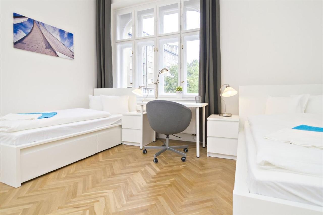 Apartments With 2 Bathrooms- 5 Minutes From Old Town - 102 M2 프라하 외부 사진