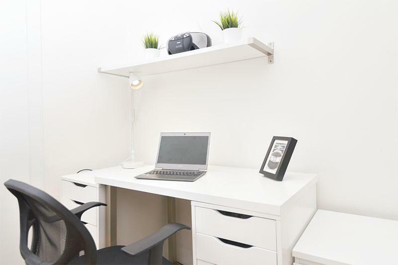 Apartments With 2 Bathrooms- 5 Minutes From Old Town - 102 M2 프라하 외부 사진