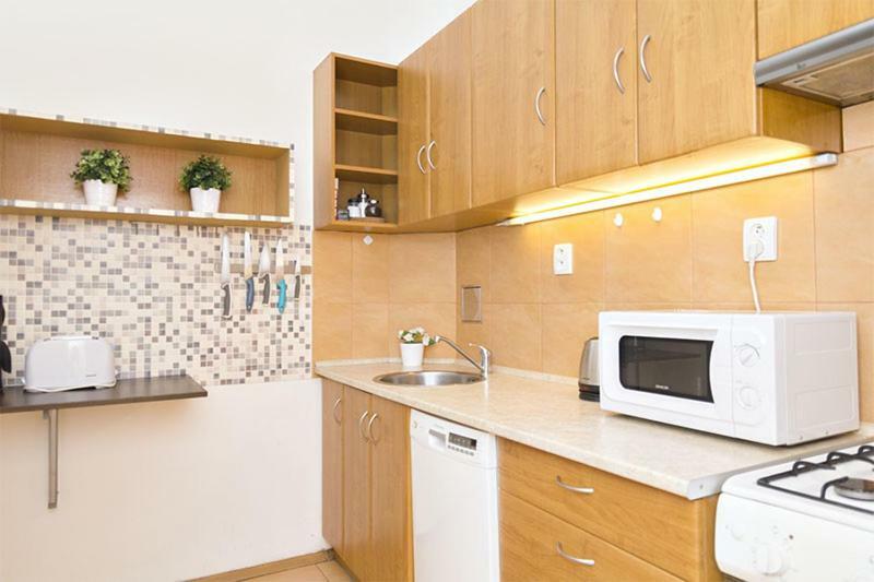 Apartments With 2 Bathrooms- 5 Minutes From Old Town - 102 M2 프라하 외부 사진